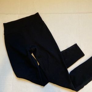 Assets Red Hot Label by Spanx sz Small in Black